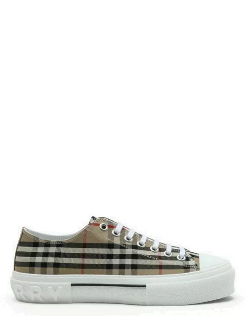 Beige sneakers with Vintage check motif