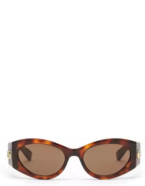 Tortoiseshell cat-eye sunglasse