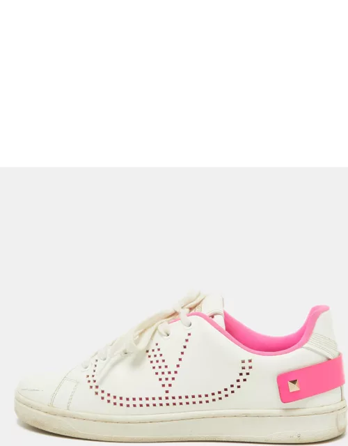 Valentino White Leather Vlogo Rockstud Low Top Sneaker