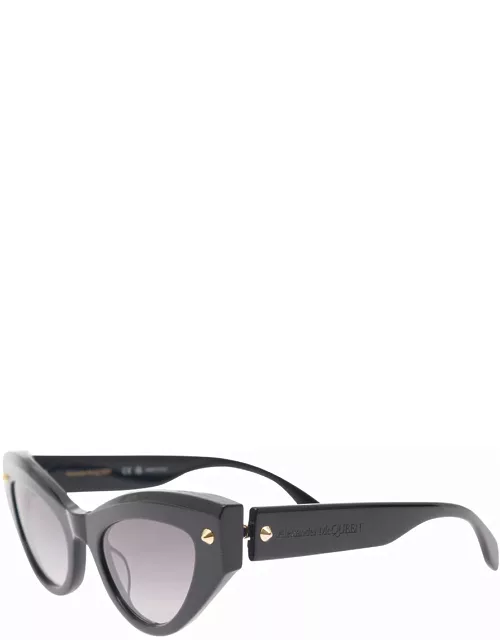 Alexander McQueen Eyewear spike Studs Cat-eye Black Sunglasses With Studs In Plastic Woman