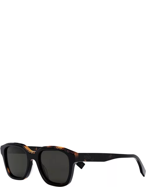 Sunglasses FE40077I