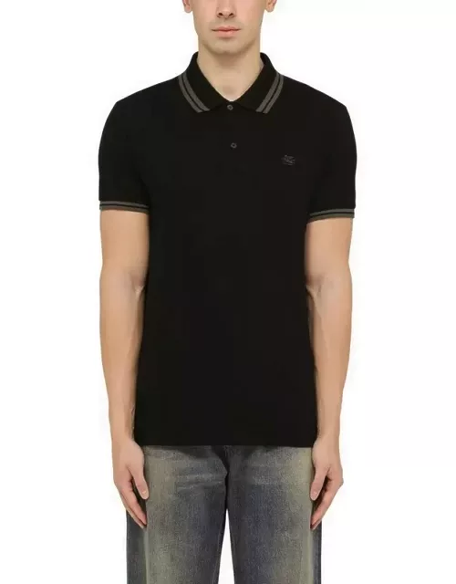 Black short-sleeved polo shirt with logo embroidery