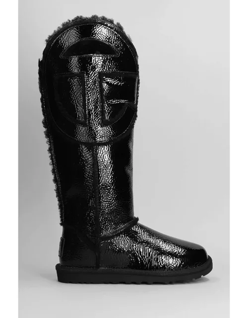 UGG Logo Tall Crinkle Low Heels Boots In Black Leather