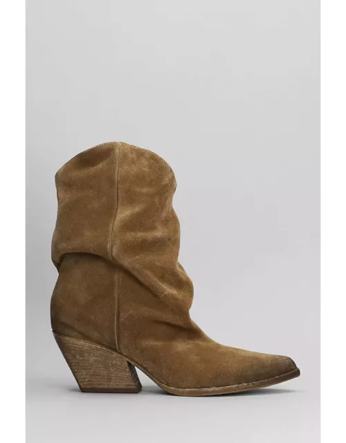Elena Iachi Low Heels Ankle Boots In Camel Suede