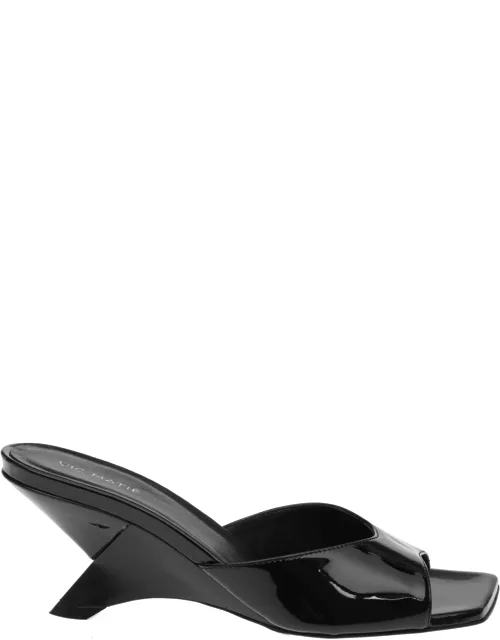 Vic Matié Feather Mules In Black Patent Leather