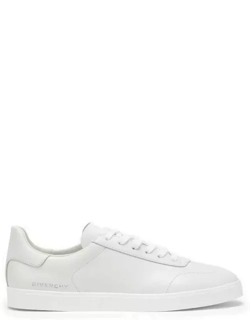 Town white leather trainer