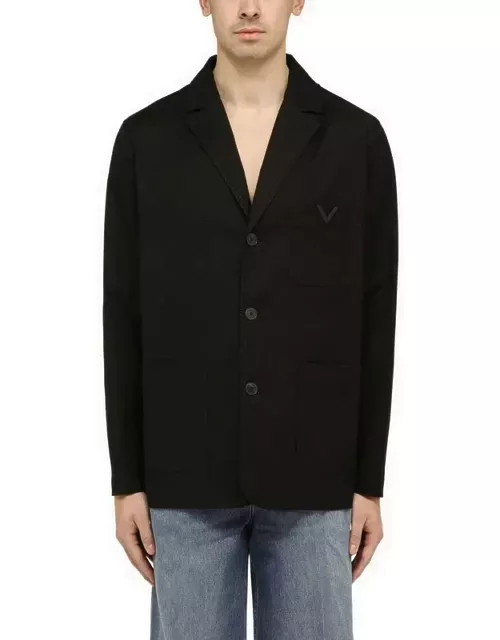 Black single-breasted jacket with V detai
