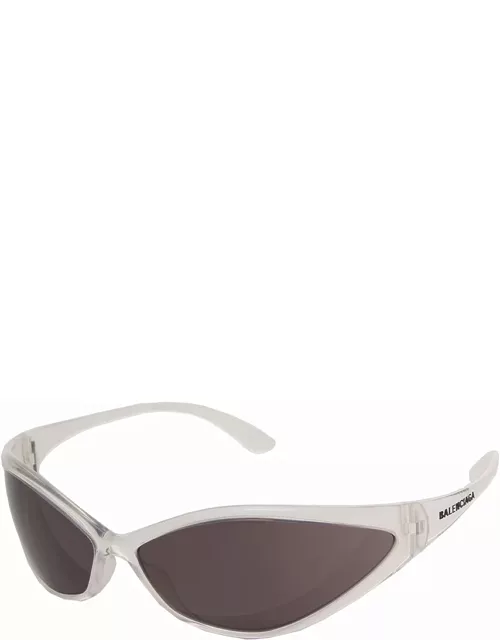 Balenciaga Eyewear Oval Sunglasses With Engraved Logo