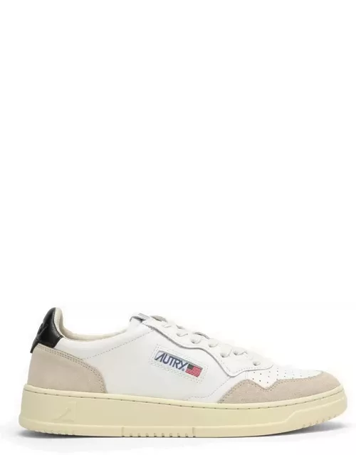 Medalist trainer in white/black leather and suede