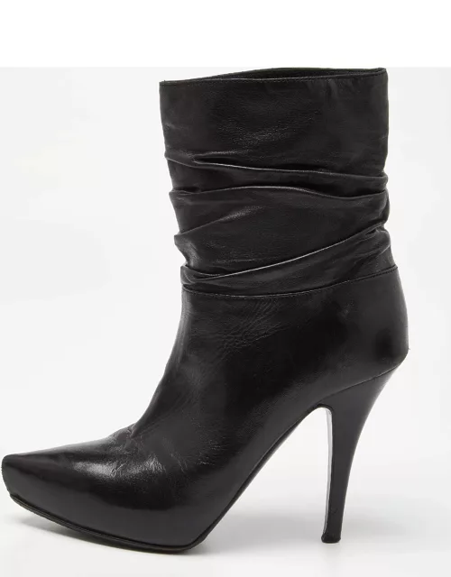 Le Silla Black Leather Rucched Detail Ankle Length Pointed Toe Boot
