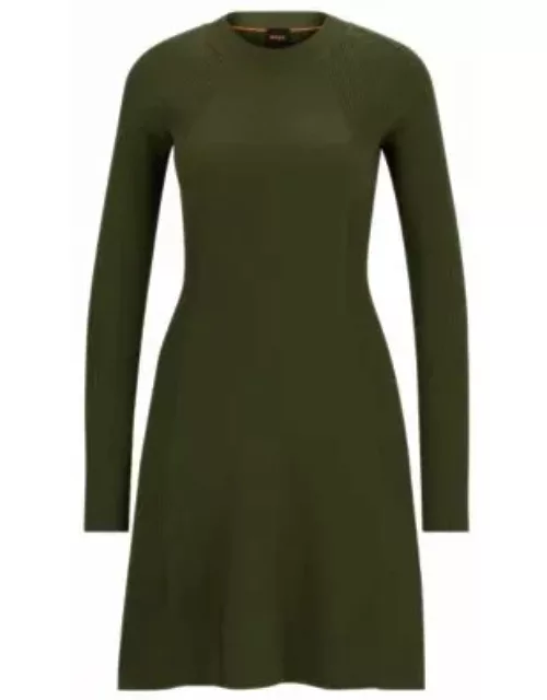 Slim-fit long-sleeved dress with mixed structures- Dark Green Women's Knitted Dresse