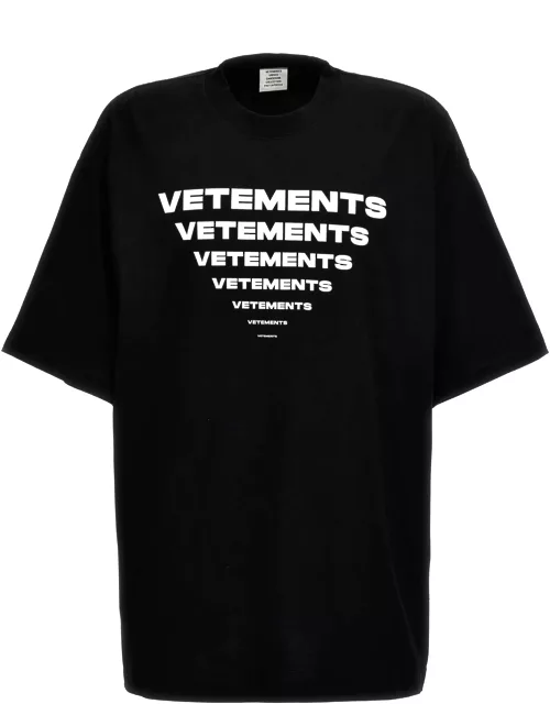 VETEMENTS pyramid Logo T-shirt