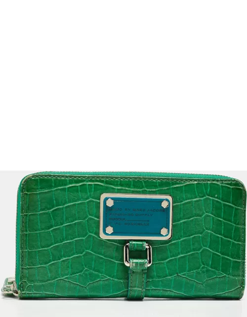 Marc by Marc Jacobs Green Croc Embossed Patent Leather Zip Around Wallet