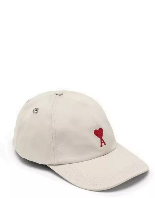 Chalk white baseball cap with logo