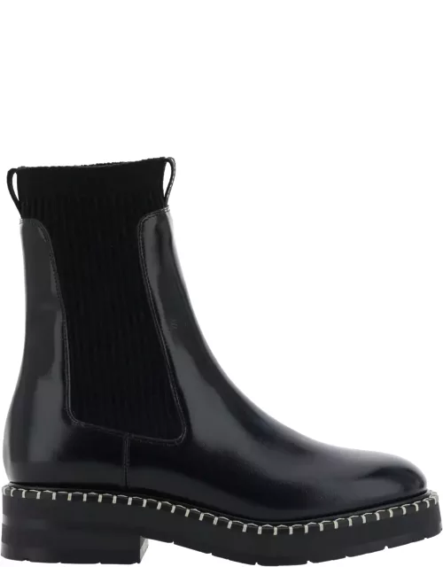Chloé Glossy Ankle Boot