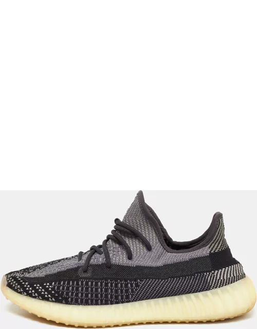 Yeezy x Adidas Black/Grey Knit Fabric Boost 350 V2 Carbon Sneaker