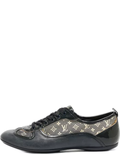 Louis Vuitton Tricolor Leather and Monogram Canvas Low Top Sneaker