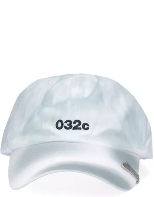 032c Hat