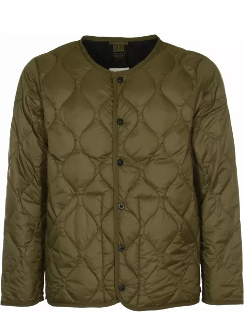 Taion Round Neck Buttoned Quilted Jacket