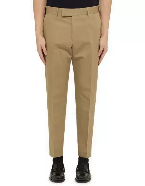 Rope-coloured slim trousers in cotton and linen