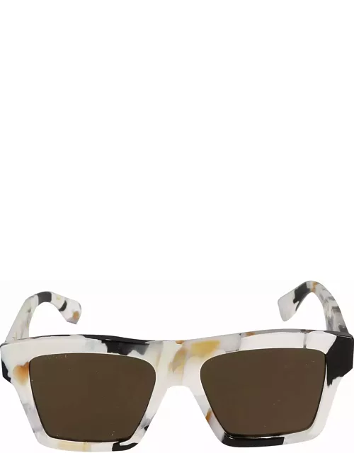 Gucci Eyewear Square Sunglasse