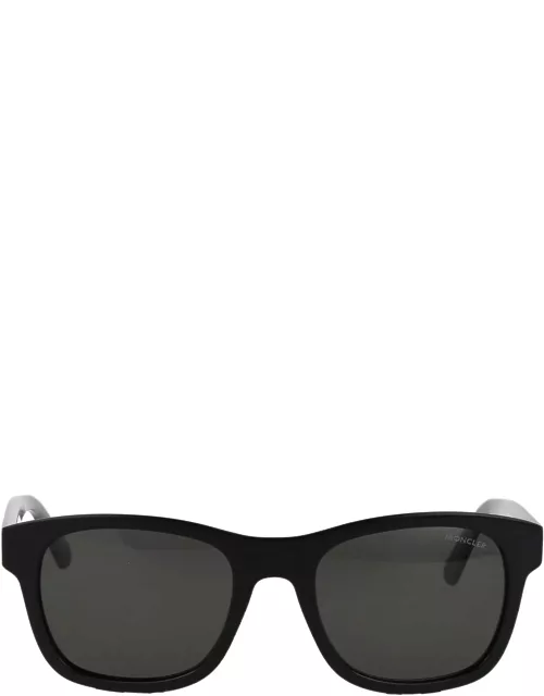 Moncler Eyewear Ml0192 Sunglasse