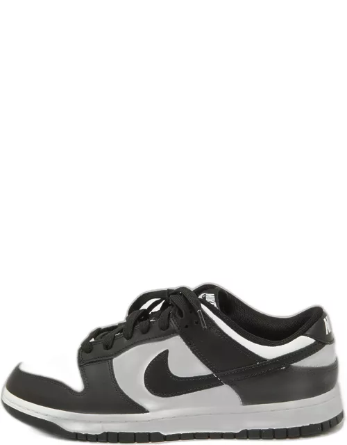 Nike Black/White Leather Dunk Low Top Sneaker