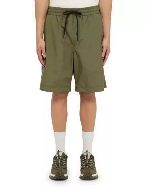 Military green bermuda shorts with logo patch