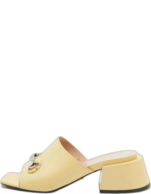 Gucci Yellow Patent Leather Lexi Slide Sandal