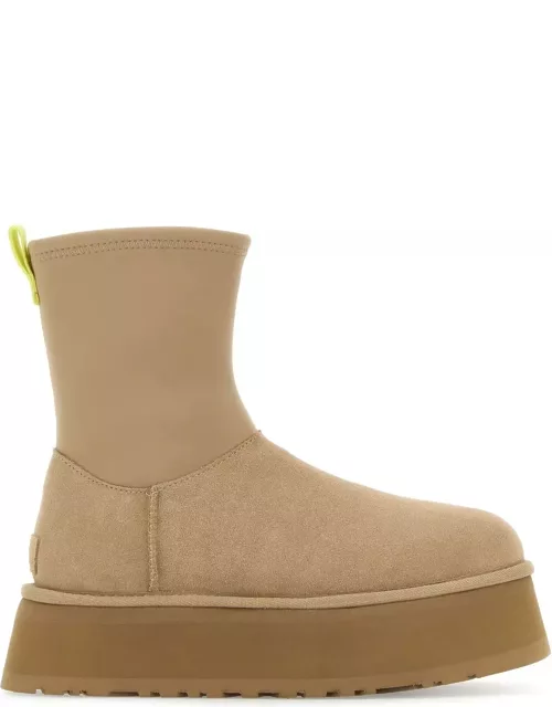 UGG Sand Suede And Fabric Classic Dipper Ankle Boot