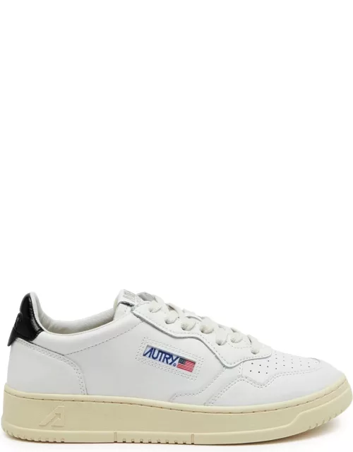 Autry Medalist Leather Sneakers - White And Black - 36 (IT36 / UK3), Autry Sneaker, Round toe - 36 (IT36 / UK3)