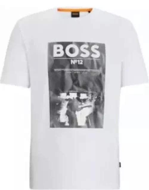 Regular-fit T-shirt in cotton with seasonal artwork- White Men's T-Shirt