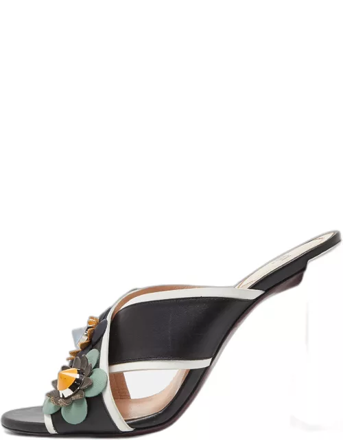 Fendi Black/White Leather Embellished Flowerland Slide Sandal
