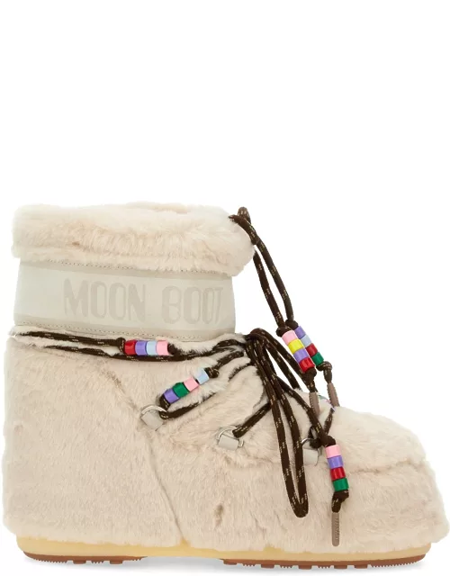 moon boot boot with logo